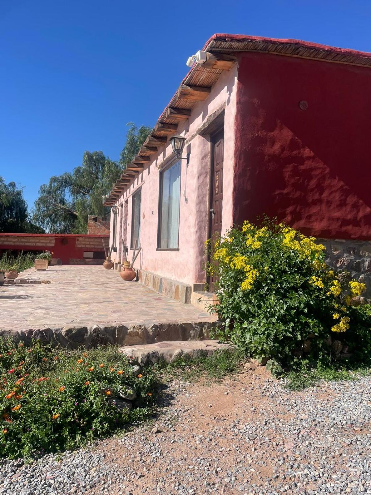 Hosteria Plaza Chica Tilcara Bagian luar foto